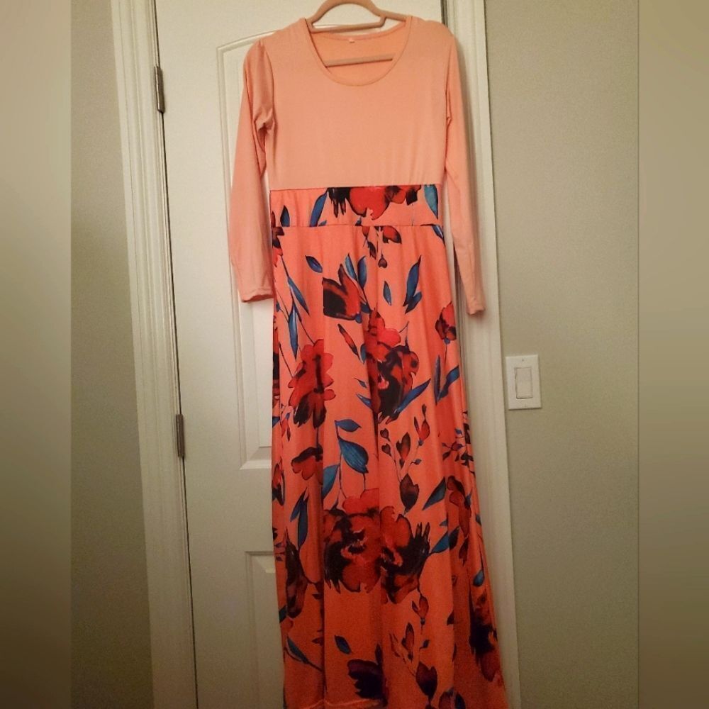 Very cute long dress size L